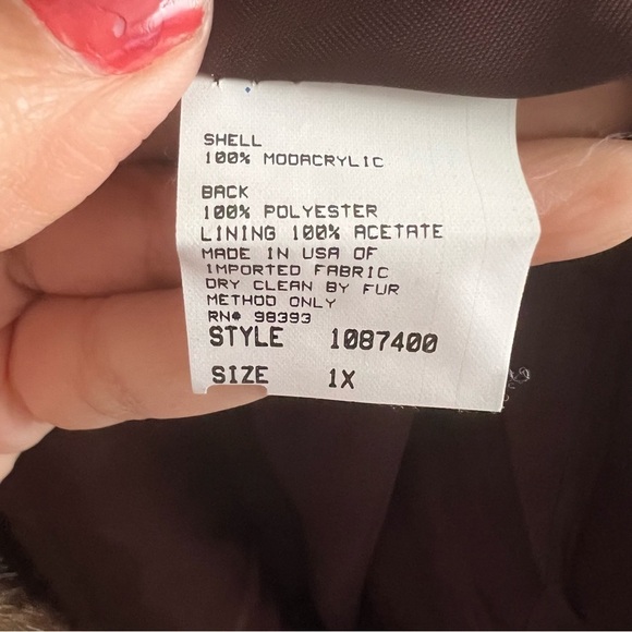 Vintage Fur coat by Terry Lewis Classic Luxeries Size 1x - Picture 9 of 11